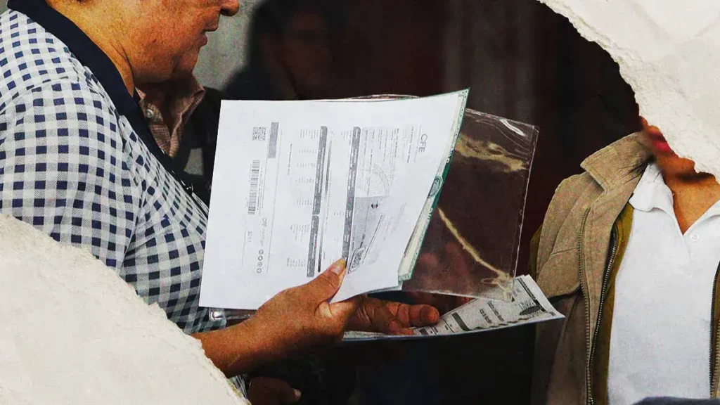 Estafan a aspirantes de apoyos sociales en Puebla; les roban dinero y datos personales