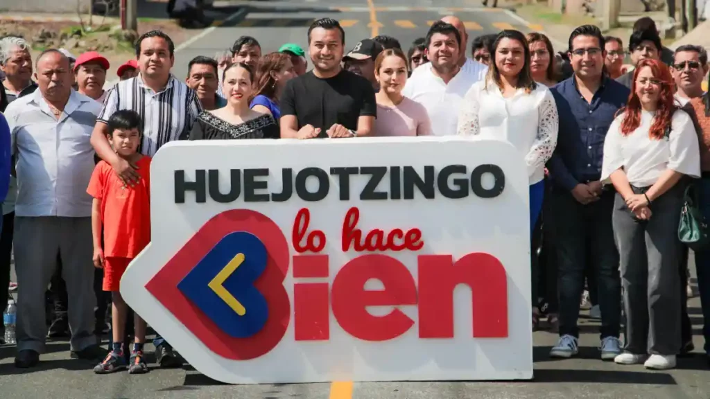 Roberto Solís inaugura la rehabilitación del libramiento en Huejotzingo como parte del programa "rescate carretero"