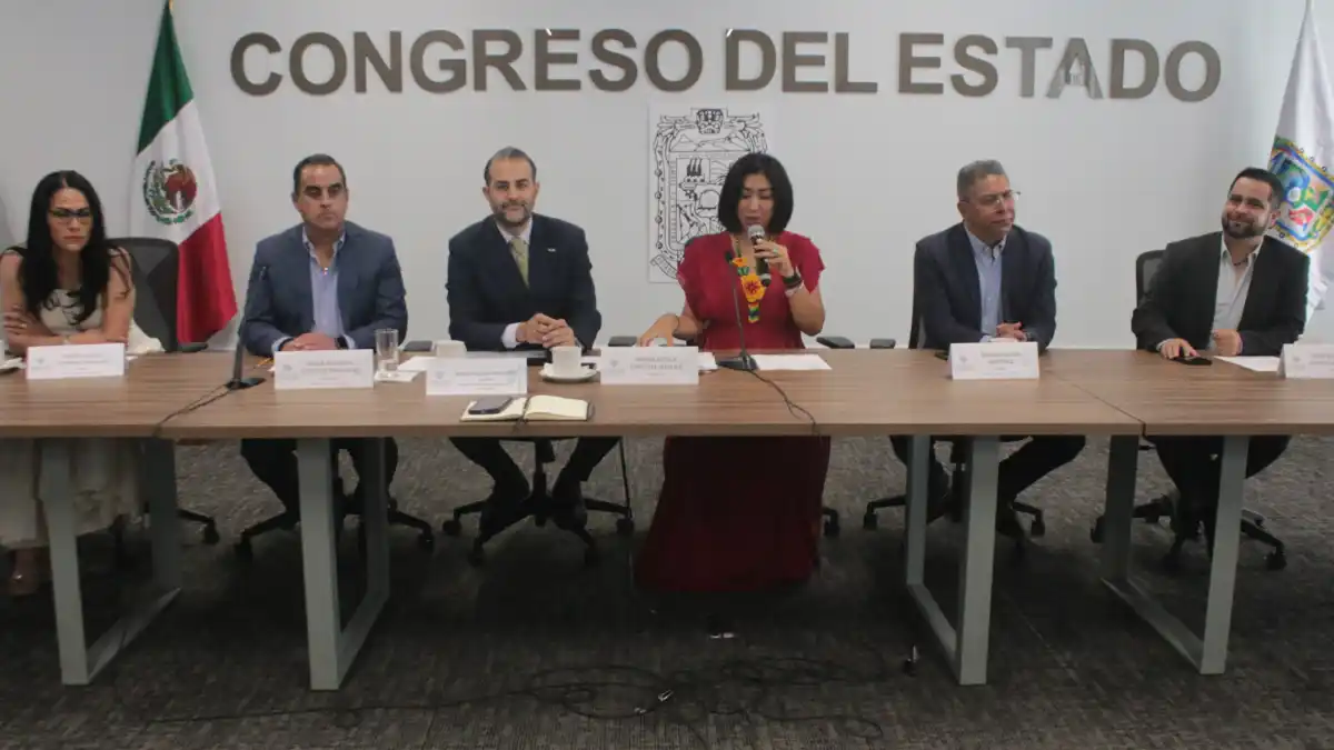 Aprueba Comisión del Congreso exhorto para ampliar puntos de cobro de casetas