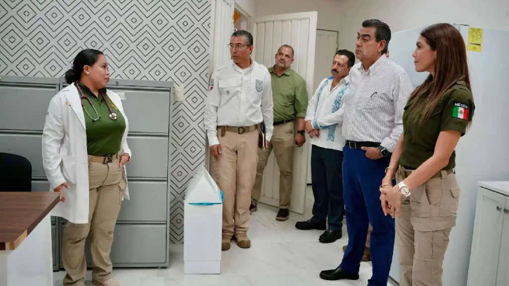 Se debe garantizar el trato digno a las personas migrantes: comisionado Sergio Salomón Céspedes