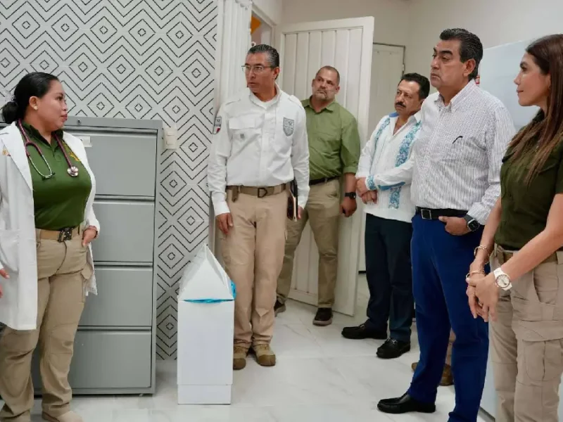 Se debe garantizar el trato digno a las personas migrantes: comisionado Sergio Salomón Céspedes