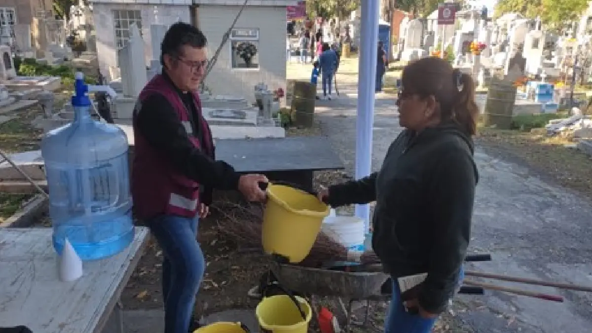 Estima Gobierno de la Ciudad más de 20 mil visitantes al Panteón Municipal por Día de las Madres