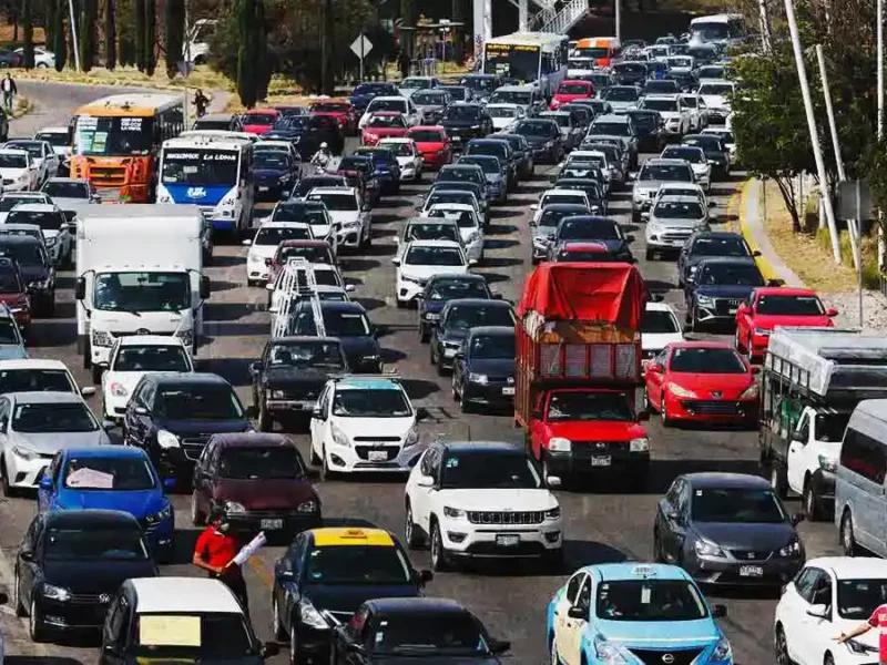 Secretaría de Movilidad de Puebla va contra autos con placas foráneas
