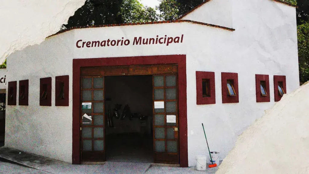 Ayuntamiento de Puebla dará mantenimiento a horno crematorio del Panteón Municipal y comprará carroza fúnebre