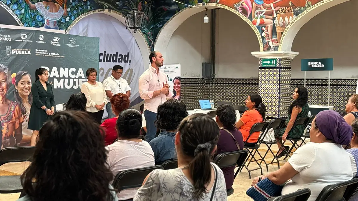 Gobierno de Puebla y presidenta de Atlixco Ariadna Ayala, impulsan el programa Banca de la Mujer