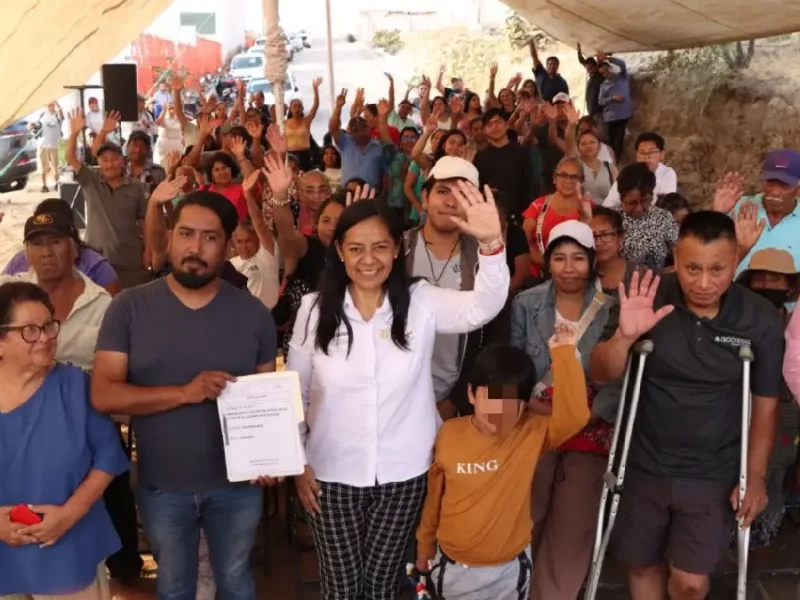 Ariadna Ayala presidenta de Atlixco impulsa la igualdad de oportunidades con ampliación de red eléctrica en la colonia universidades