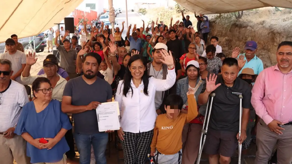 Ariadna Ayala presidenta de Atlixco impulsa la igualdad de oportunidades con ampliación de red eléctrica en la colonia universidades