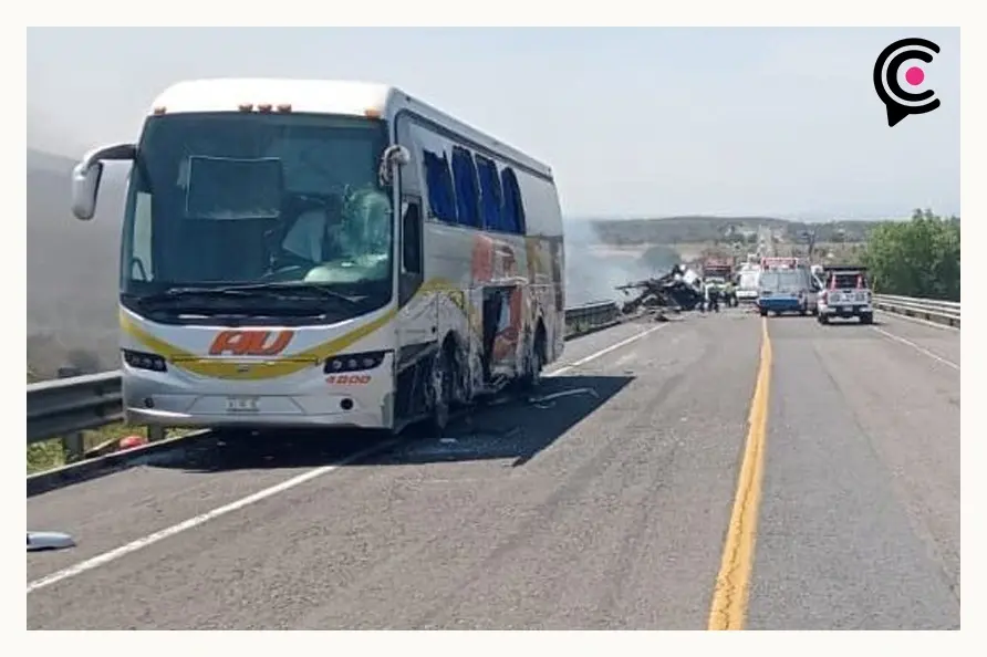 Choque en la autopista Cuacnopalan-Oaxaca dejó más de una decena de víctimas mortales