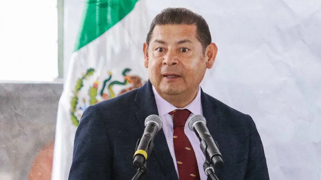 Gobierno de Puebla promete diálogo con activistas desalojados por Grupo Proyecta