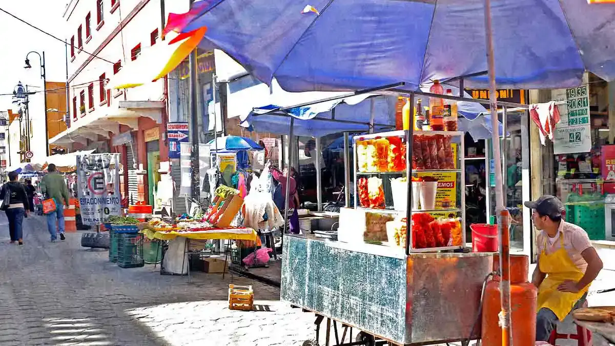 Ayuntamiento de Puebla detecta más de 700 casetas de comerciantes ambulantes
