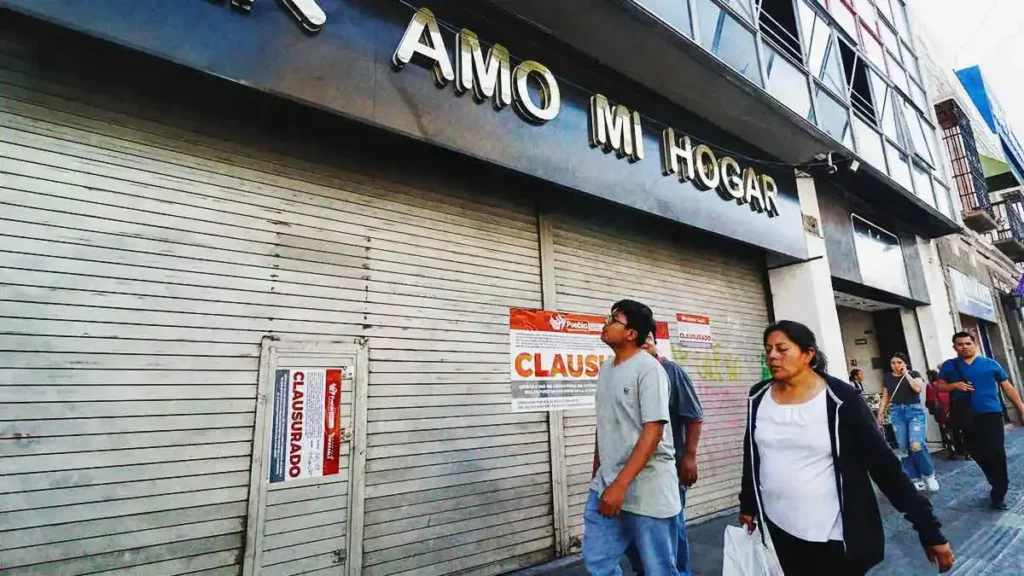Gobierno y Federación cierran 21 tiendas chinas en Puebla 