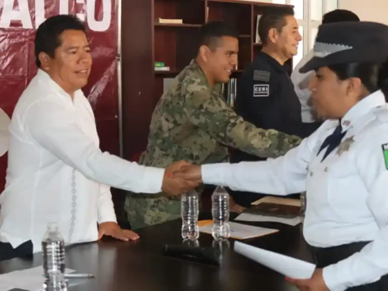 Mateo Hernández reafirma apoyo total a la policía y combate a la corrupción