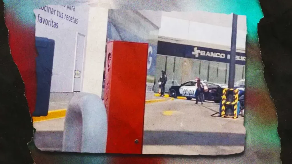 Delincuentes asaltan a cuentahabiente en plaza comercial de San Andrés Cholula