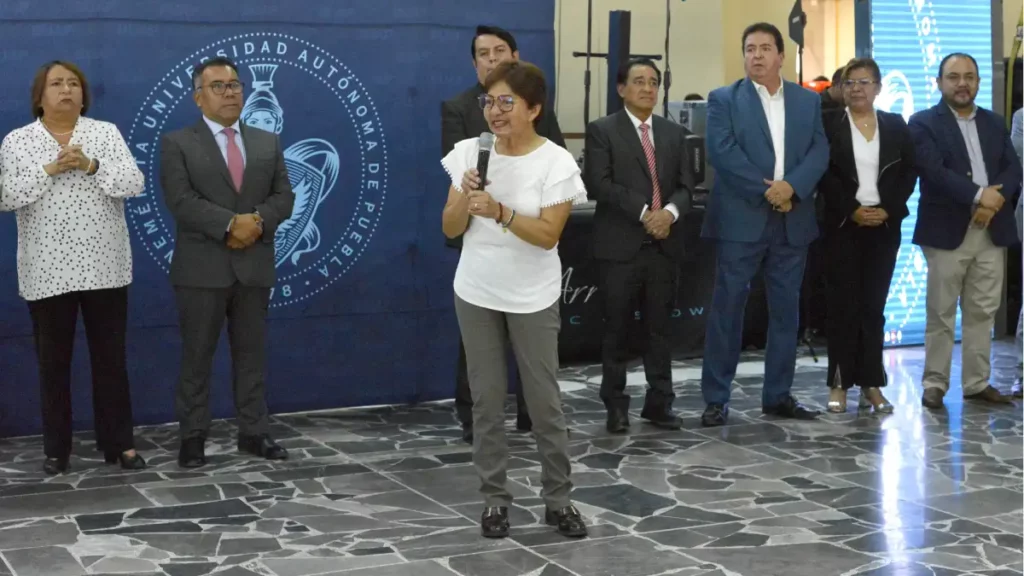 Con entrega y vocación, los docentes libran batallas en las aulas para formar buenos profesionistas: Rectora Lilia Cedillo