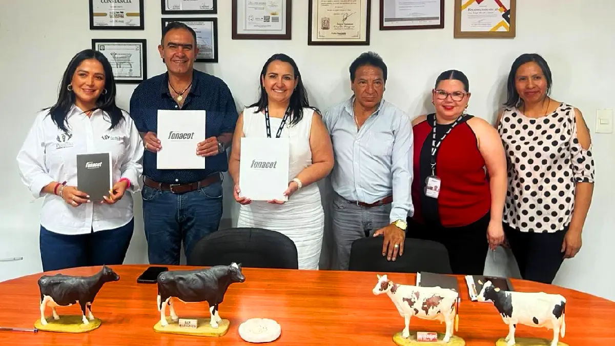 Firman convenio FONACOT e IDAP para afiliar a trabajadoras y trabajadores