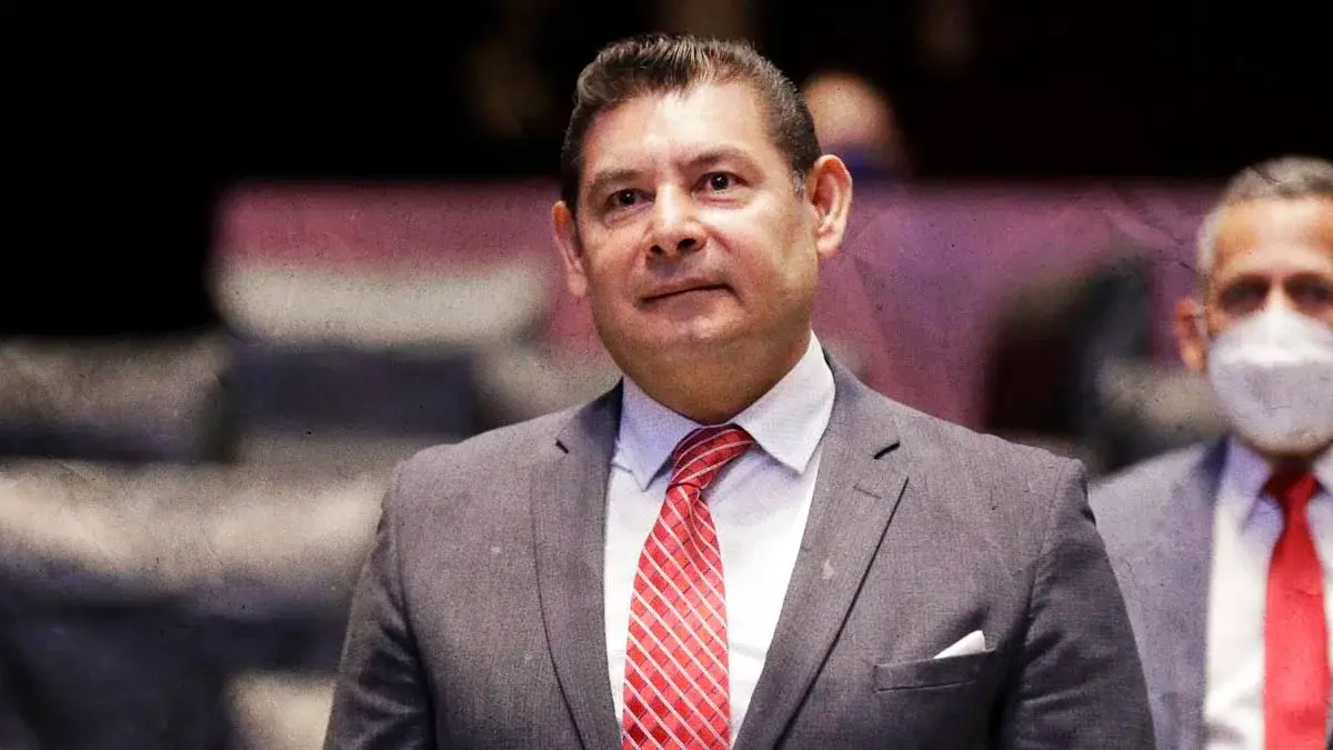 Tras asesinato de funcionarios de Clara Brugada en CDMX, Alejandro Armenta pide a secretarios “cuidarse”