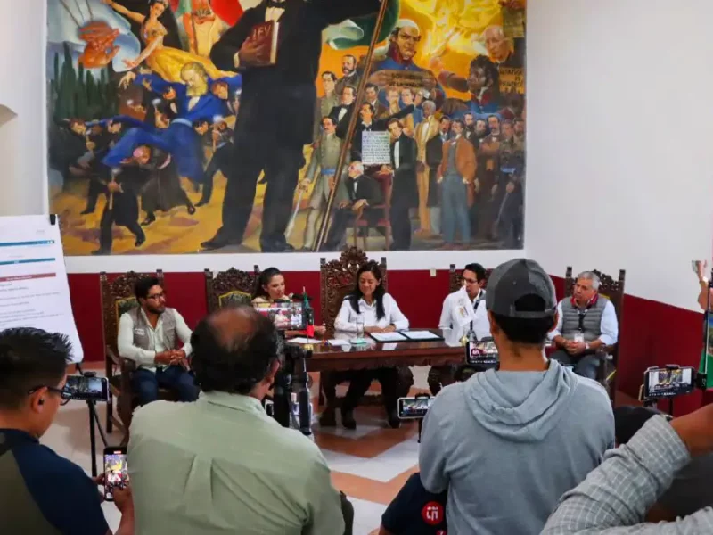 Ariadna Ayala gestiona licenciatura en Derecho en campus BUAP Atlixco y brinda más de 3 mdp para el laboratorio de gastronomía