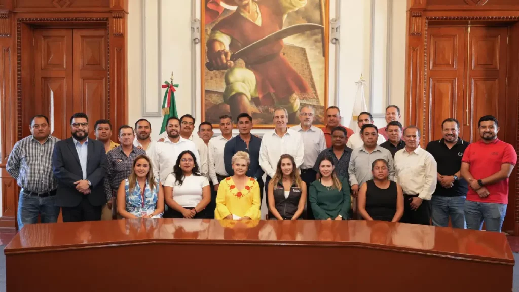 Sostiene Pepe Chedraui reunión con presidentes auxiliares para dar seguimineto a obras estatales