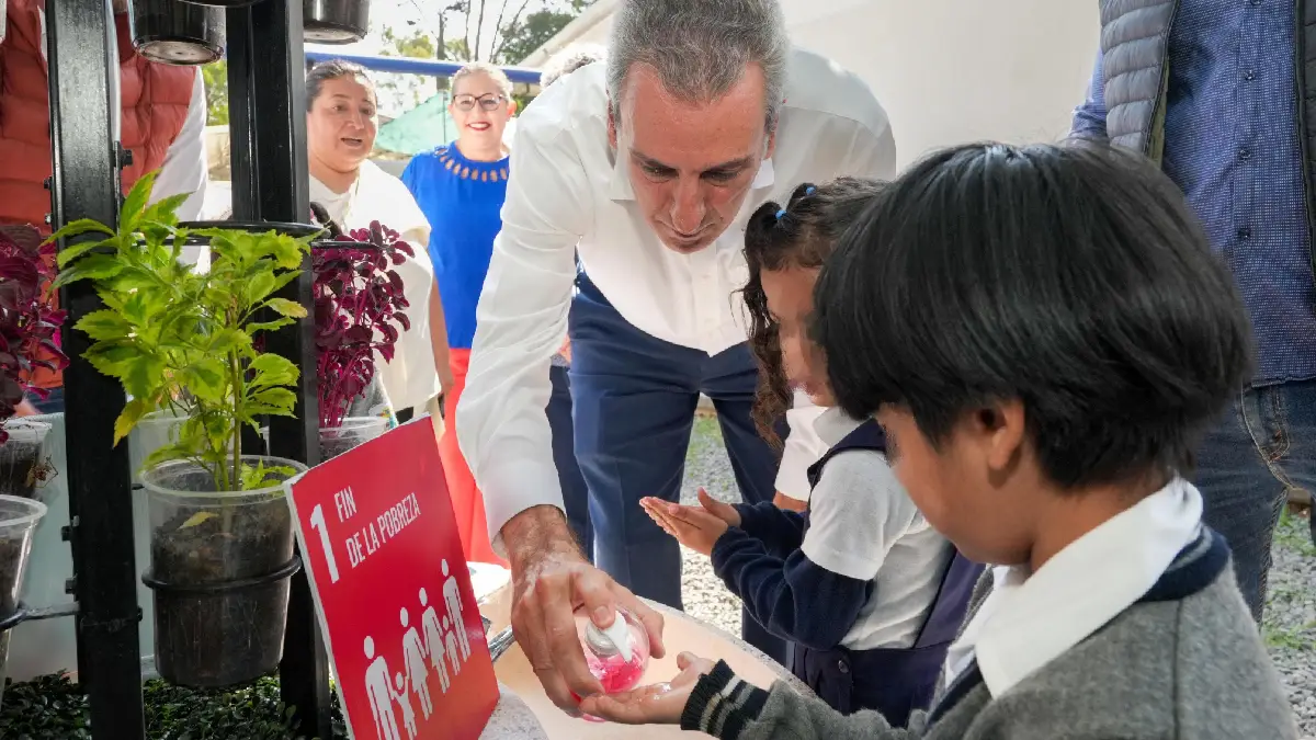 Atestigua Pepe Chedraui donación de captador pluvial en el Preescolar Jorge Murad Macluf