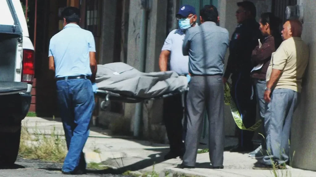 Encuentran a hombre muerto dentro de una cisterna en Amozoc; presuntamente cayó por accidente  