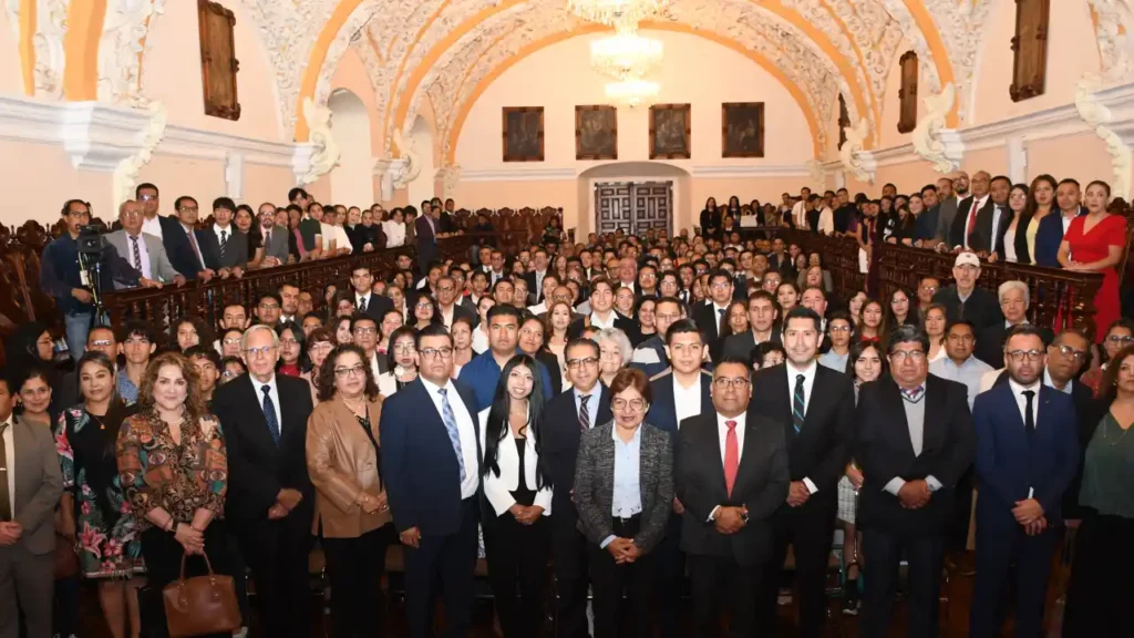 Caminaremos hacia una misma meta: consolidar a la institución, Rectora Lilia Cedillo