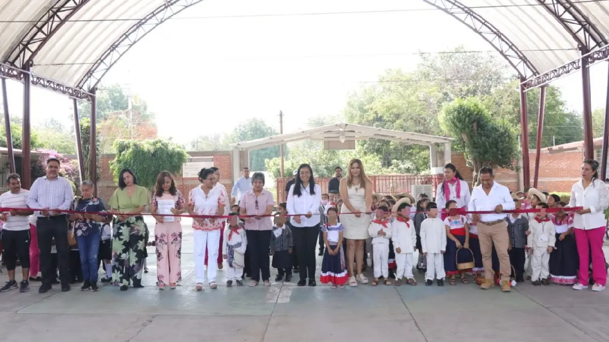 Ariadna Ayala presidenta municipal, impulsa una educación digna en Atlixco