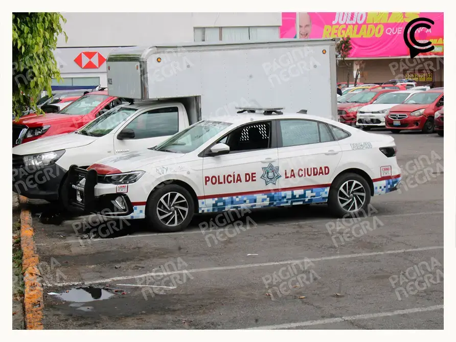 Delincuentes roban más de 15 mil pesos a cuentahabiente de banco en Plaza Loreto, Puebla