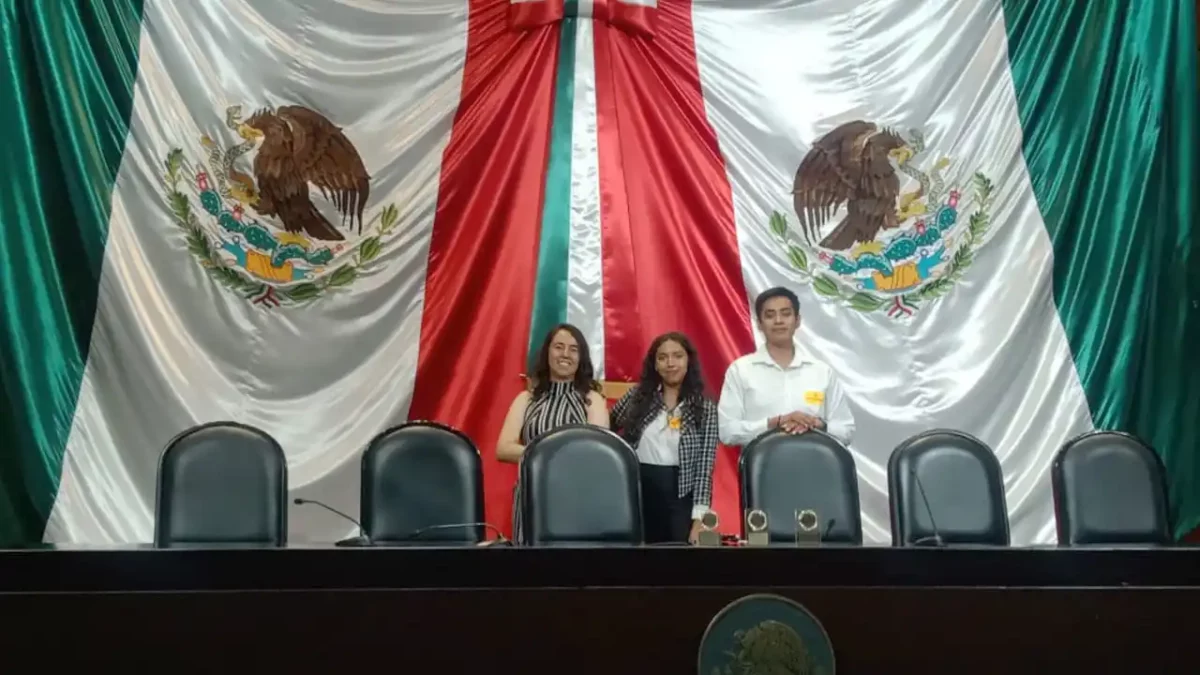 Premia la Cámara de Diputados el proyecto “Descubriendo Pequeños Científicos”