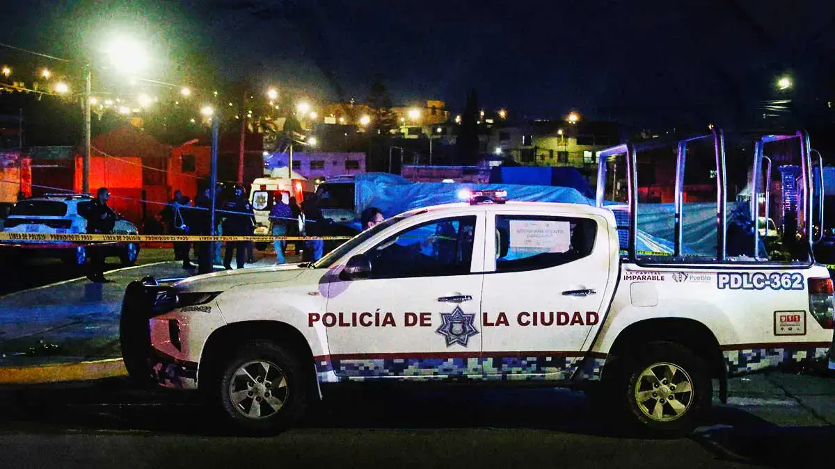 Balacera en tianguis Los Lavaderos de Puebla deja dos muertos y cinco heridos