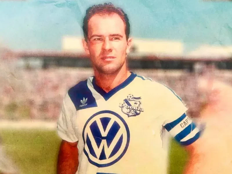 Roberto Ruiz Esparza pide mejor planeación en el Club Puebla tras malos resultados 
