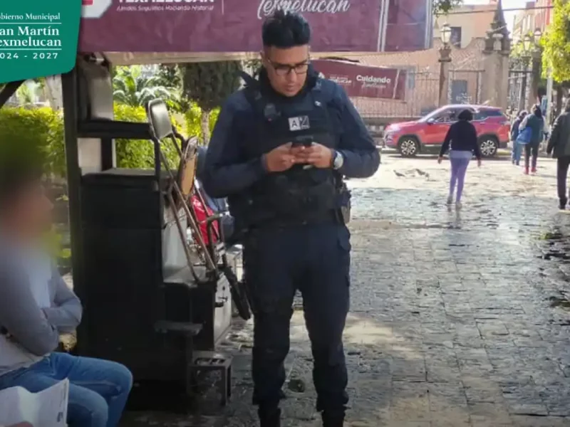 Acompañamiento policial evita fraude por venta de vehículos en Texmelucan