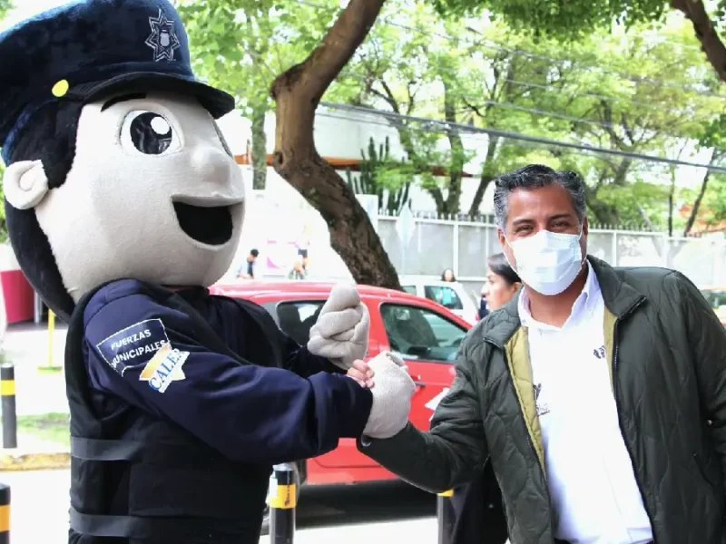 Acerca Gobierno de la Ciudad Jornadas Imparables de servicios ciudadanos a San Baltazar Campeche