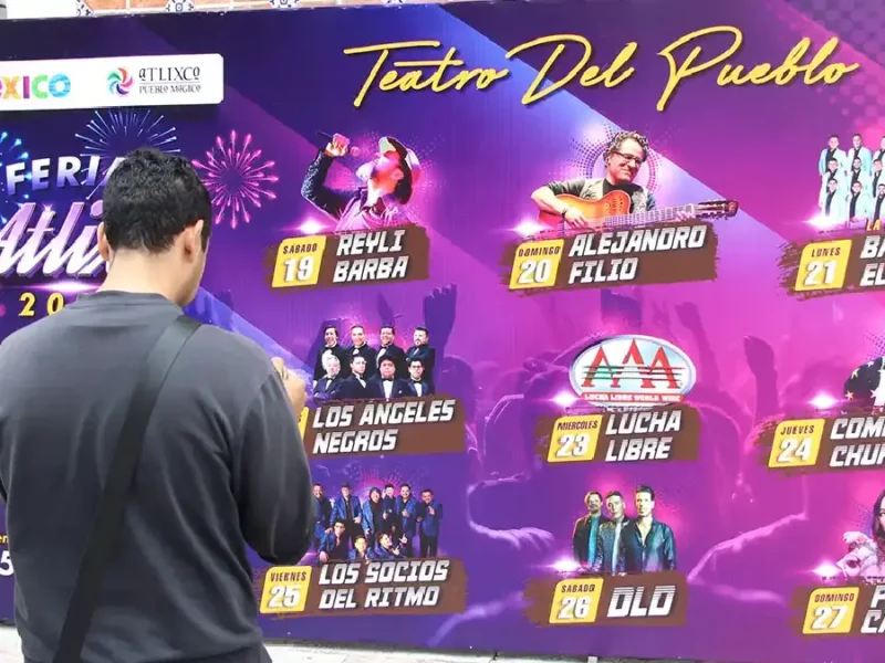 Ariadna Ayala, presidenta municipal, presenta la cartelera oficial de la Feria de Atlixco 2025