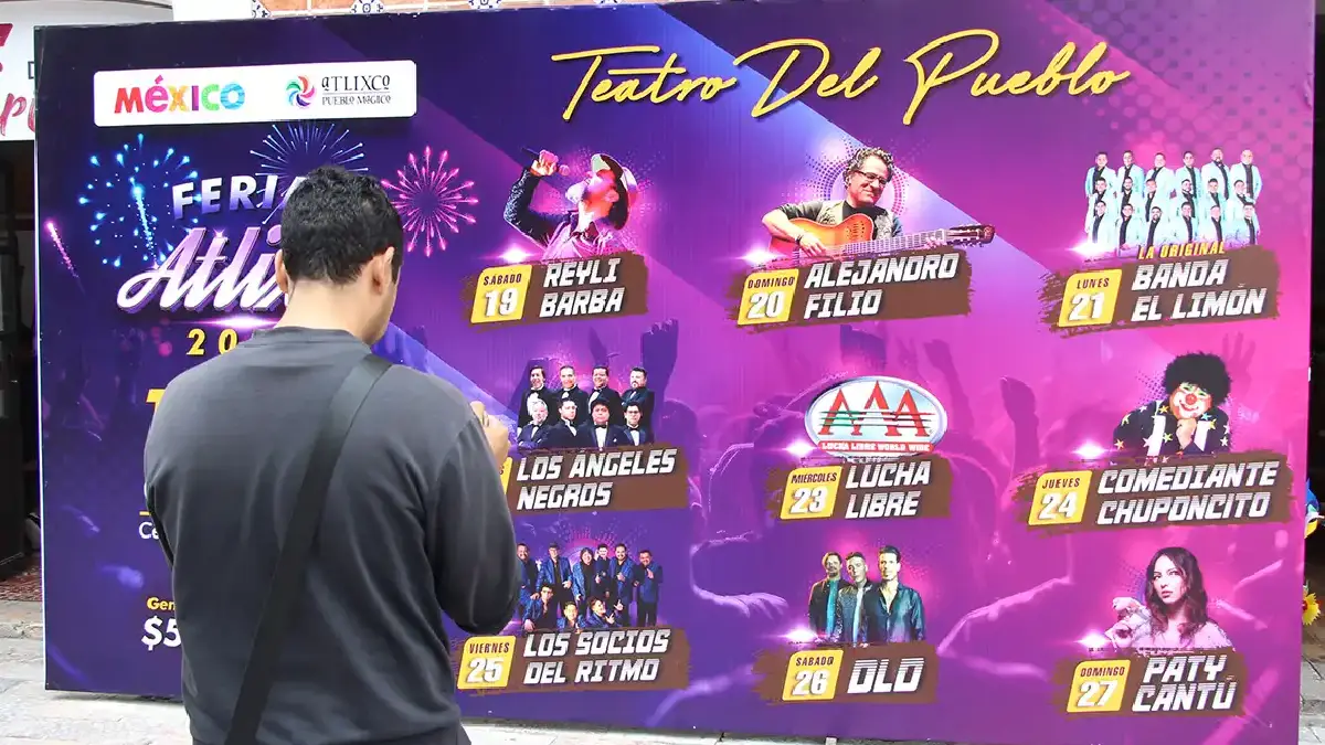 Ariadna Ayala, presidenta municipal, presenta la cartelera oficial de la Feria de Atlixco 2025