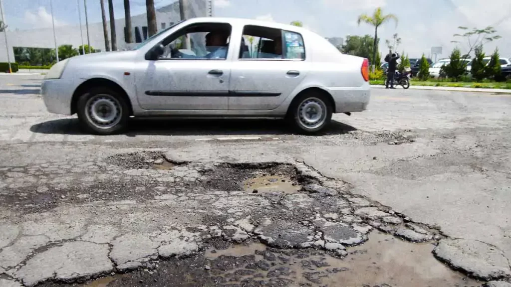 Ayuntamiento de Puebla incrementó cuadrillas para tapar baches a partir de junio del 2025 