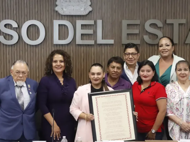 Comisión de Cultura del Congreso rinde homenaje a la poeta chilena Gabriela Mistral