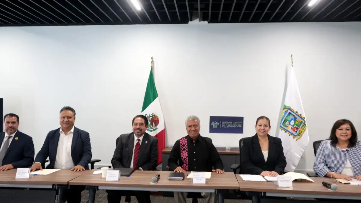 Firman en Congreso Carta de Compromisos para una Sana Convivencia Escolar en Puebla