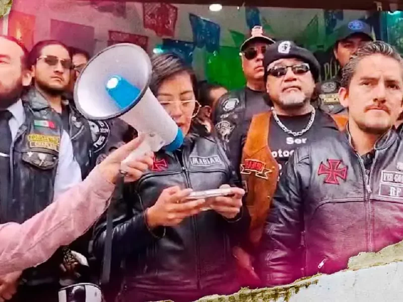 Bikers acusan que Ley Chaleco expondrá a motociclistas en Puebla a extorsiones de la policía
