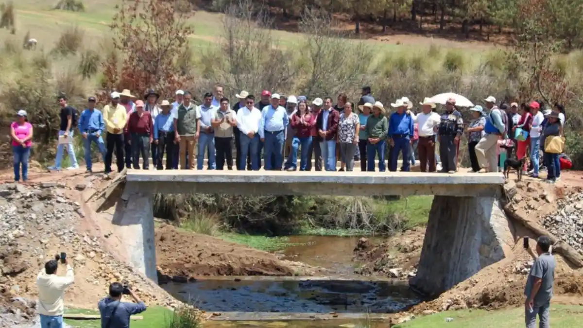 Después de 30 años, Rancho Nuevo por fin tiene su puente alcantarilla gracias a Bety Sánchez