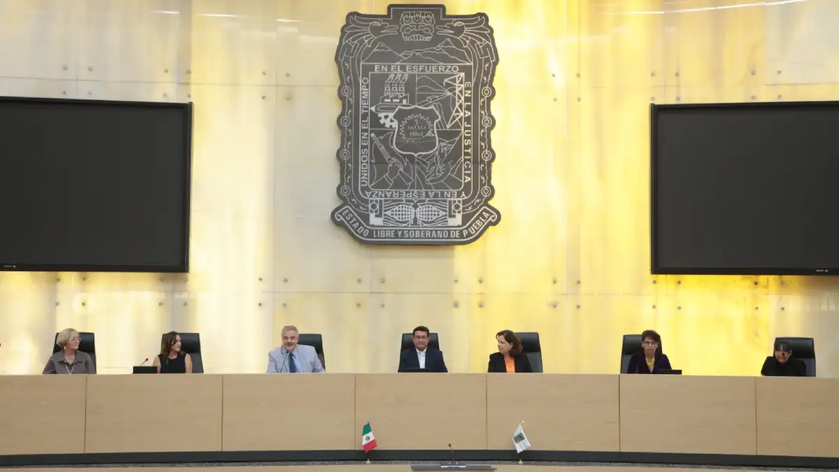 Entregan en Congreso reconocimiento a embajador de Rusia en México
