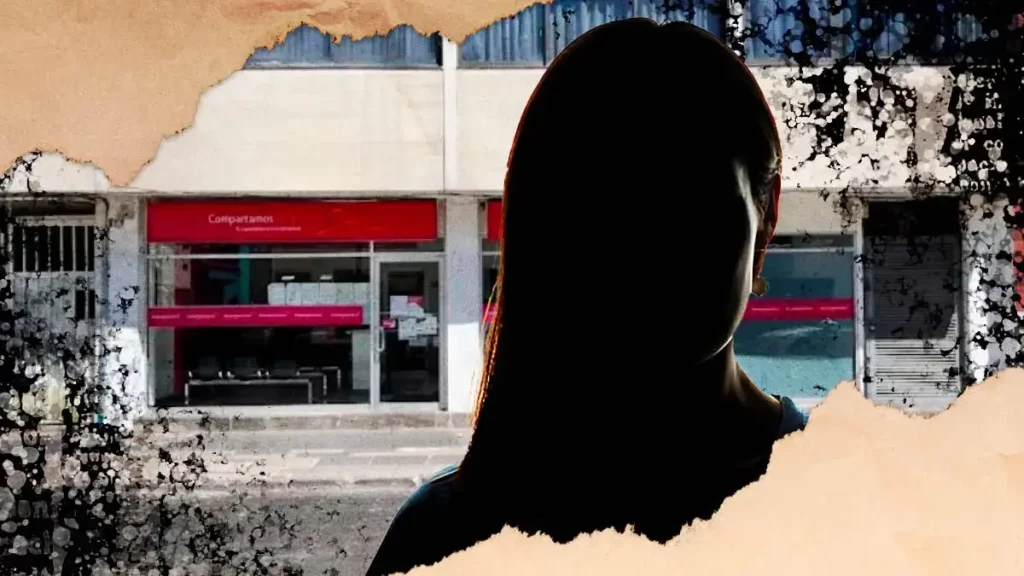 Mujer asaltó reunión de Compartamos Banco y robó 50 mil pesos en La Libertad, Puebla