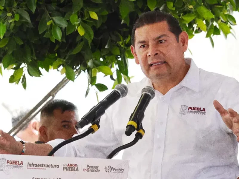 Alejandro Armenta pide investigar irregularidades en obras morenovallistas