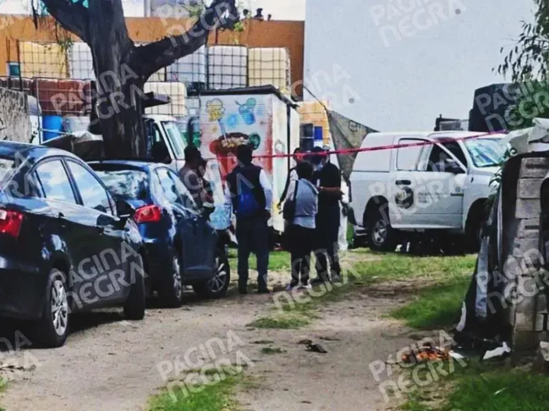 Mecánico murió aplastado por camioneta que reparaba en Ignacio Romero Vargas, Puebla