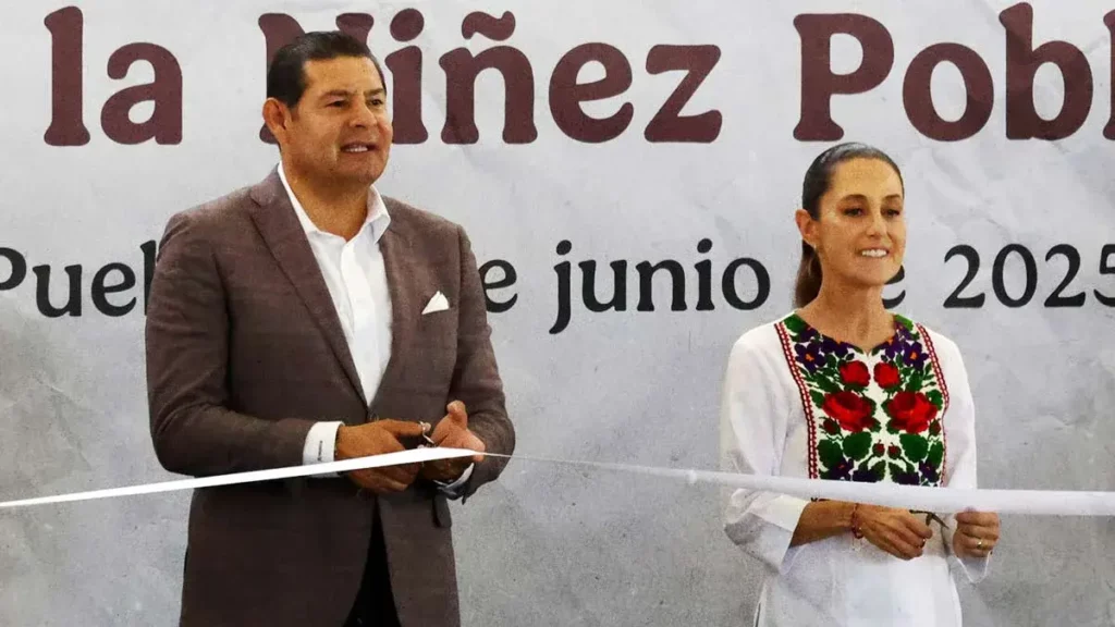 Inaugura Claudia Sheinbaum torres de Cardiología y Oncología del Hospital de la Niñez Poblana 