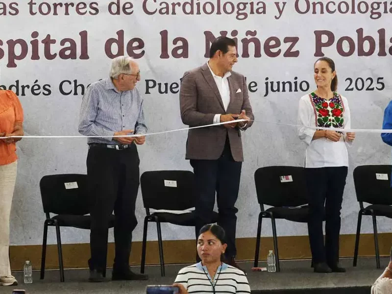 Alejandro Armenta entrega a Claudia Sheinbaum avance de proyectos de su gobierno en Puebla
