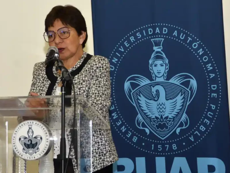 La BUAP transforma la vida de los jóvenes y de sus familias: Rectora Lilia Cedillo