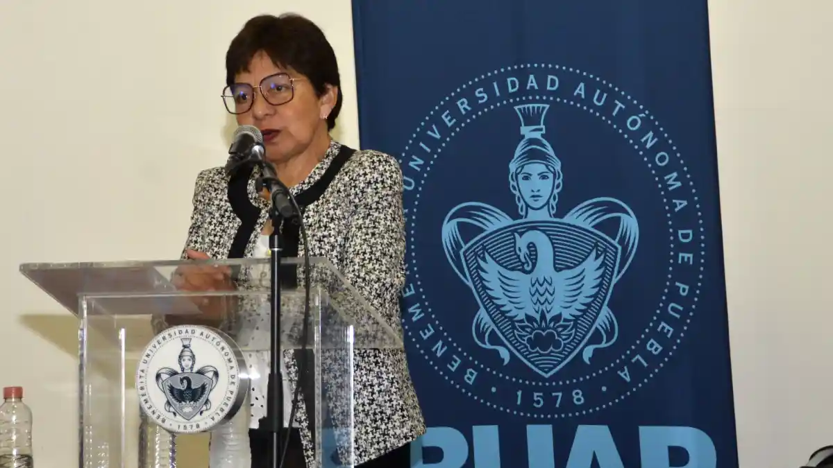 La BUAP transforma la vida de los jóvenes y de sus familias: Rectora Lilia Cedillo