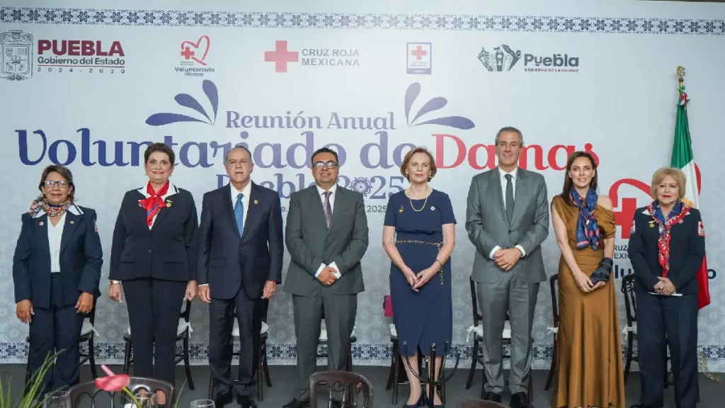 Recibe MariElise Budib el nombramiento como presidenta honoraria del Voluntariado de Damas de la Cruz Roja Mexicana