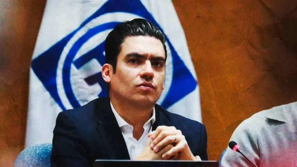 Eduardo Rivera y el Yunque abandonan al dirigente panista Jorge Romero durante visita por Puebla 