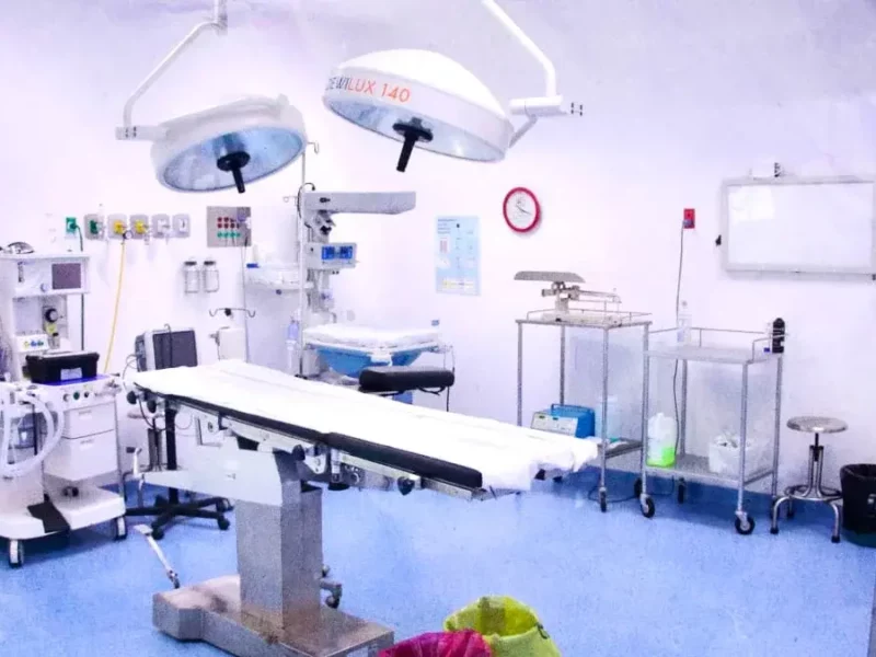 Gobierno de Puebla anuncia construcción de quirófanos en clínicas y rehabilitación de Casas de Salud